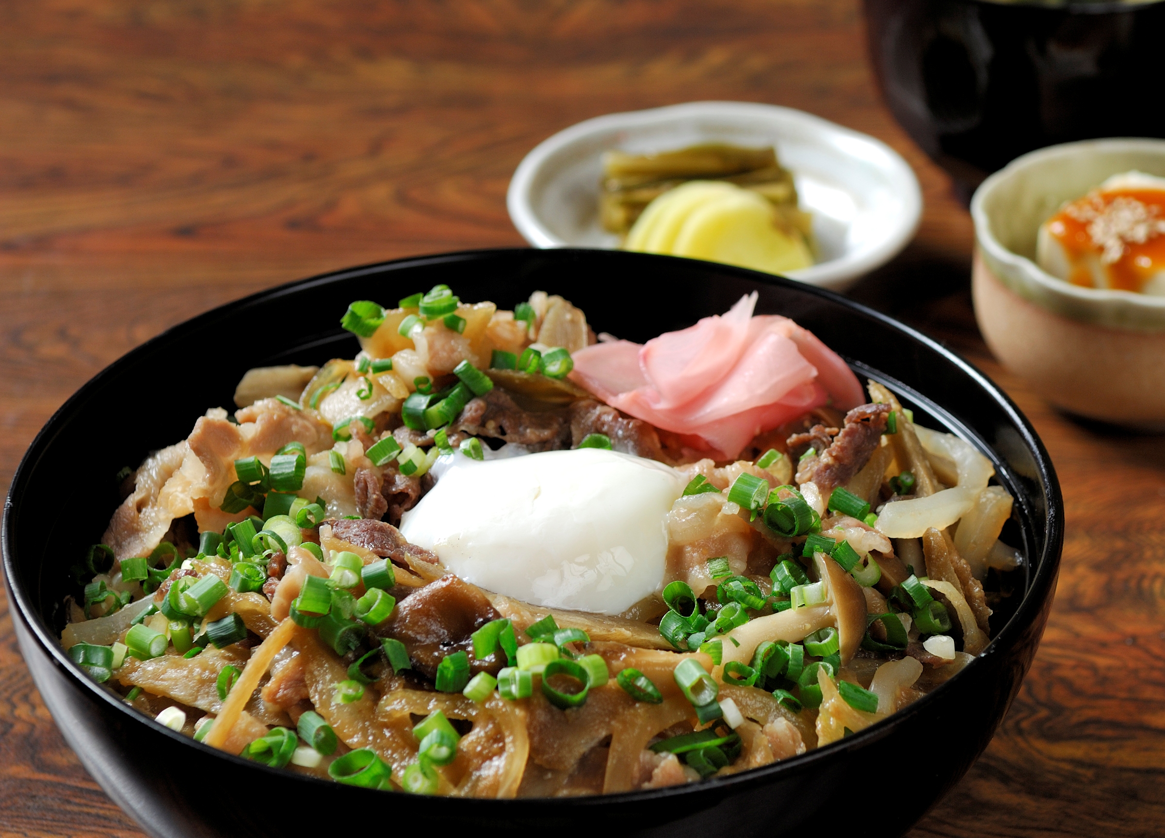 味巡り須坂名物「みそすき丼」